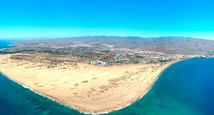 Commercial for sale in San Bartolome de Tirajana - € 88,000 (Ref: 9499986)