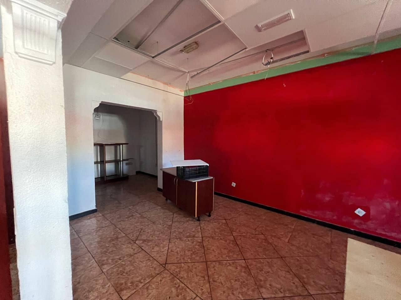 Commercial for sale in San Bartolome de Tirajana - € 205,000 (Ref: 9499987)