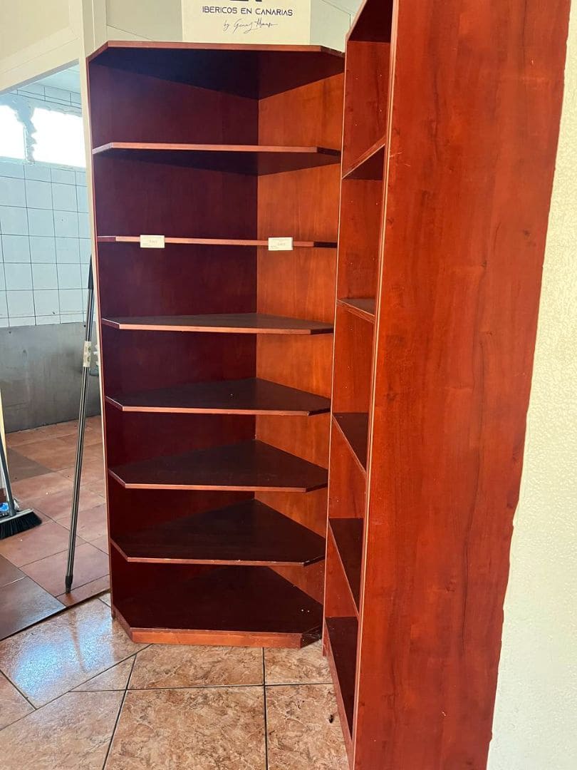 Commercial for sale in San Bartolome de Tirajana - € 205,000 (Ref: 9499987)