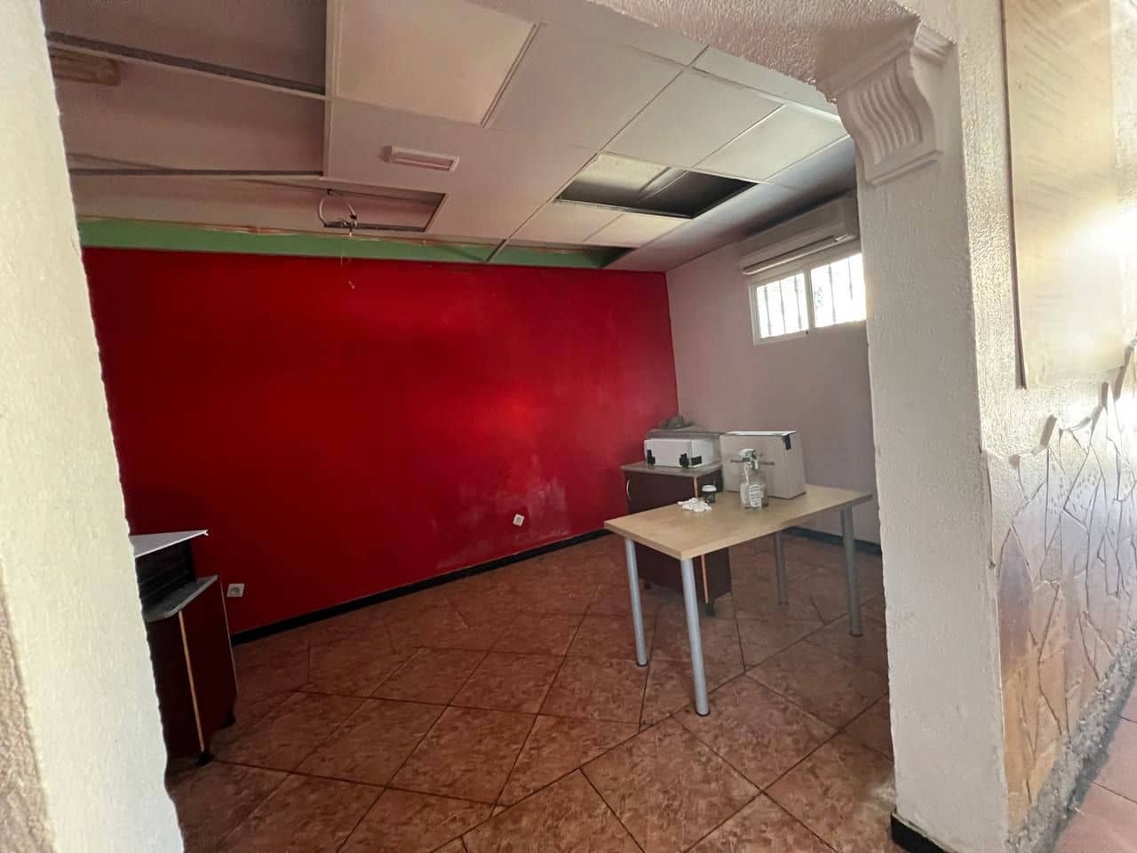 Commercial for sale in San Bartolome de Tirajana - € 205,000 (Ref: 9499987)