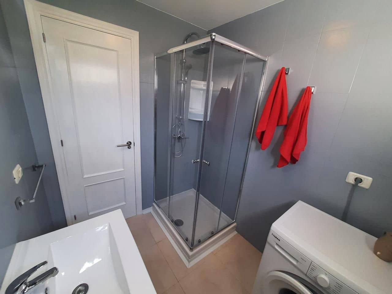 2 bedroom Apartment for sale in San Bartolome de Tirajana - € 285,000 (Ref: 9499991)