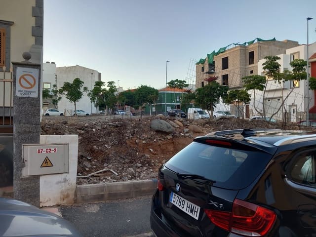 Building Plot for sale in Santa Lucía de Tirajana - € 82,000 (Ref: 9499993)