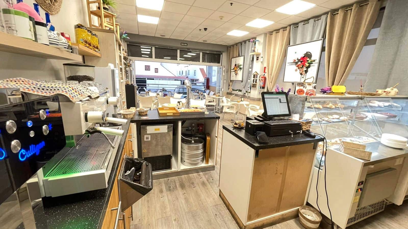 Erhverv til salg i San Bartolome de Tirajana - € 98.000 (Ref: 9503302)