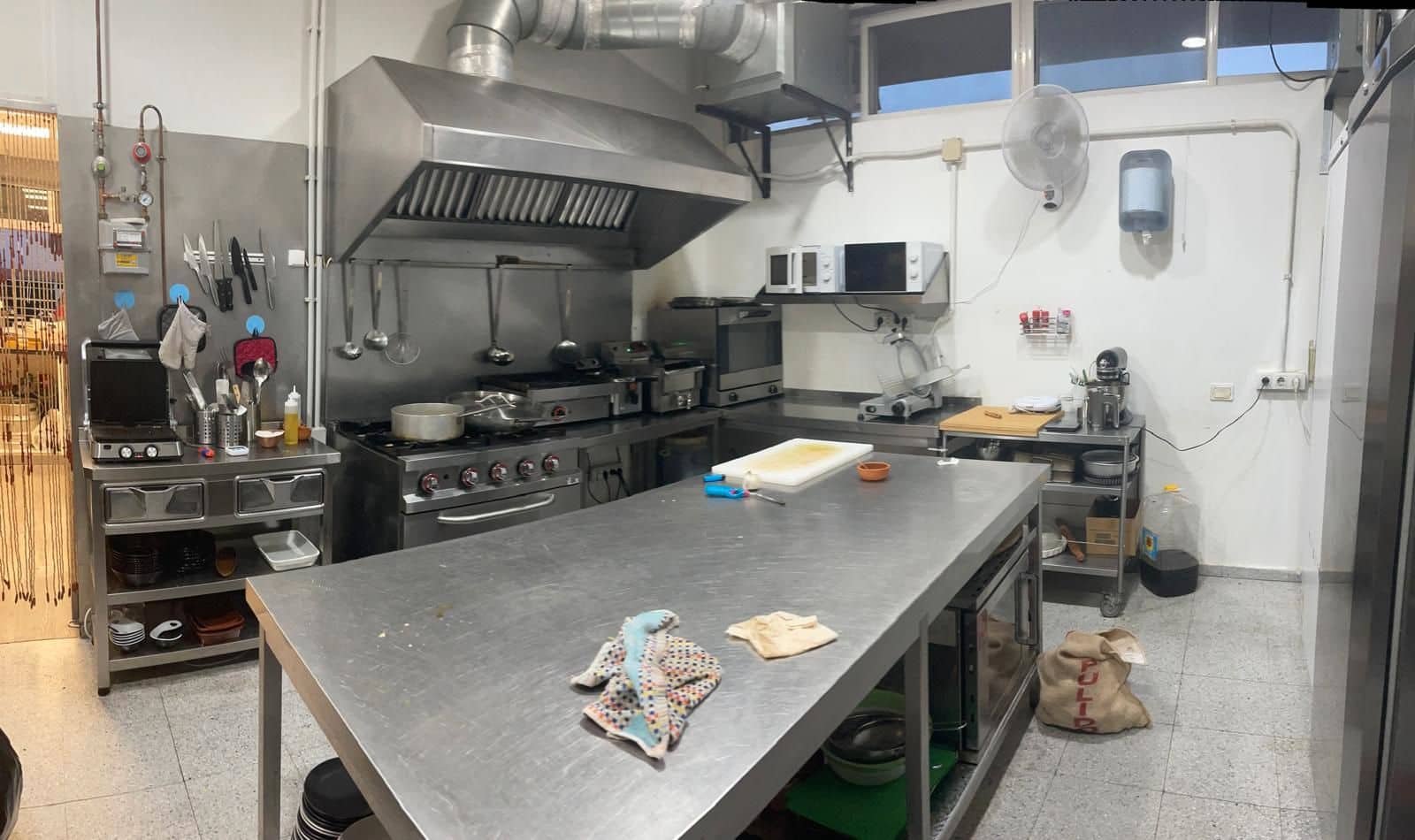 Erhverv til salg i San Bartolome de Tirajana - € 98.000 (Ref: 9503302)