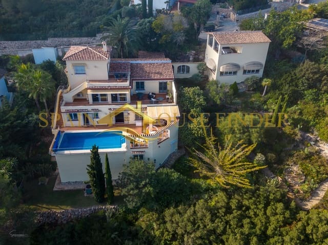 5 bedroom Villa for sale in Monte Pego, Pego with pool garage - € 699,000 (Ref: 7348111)