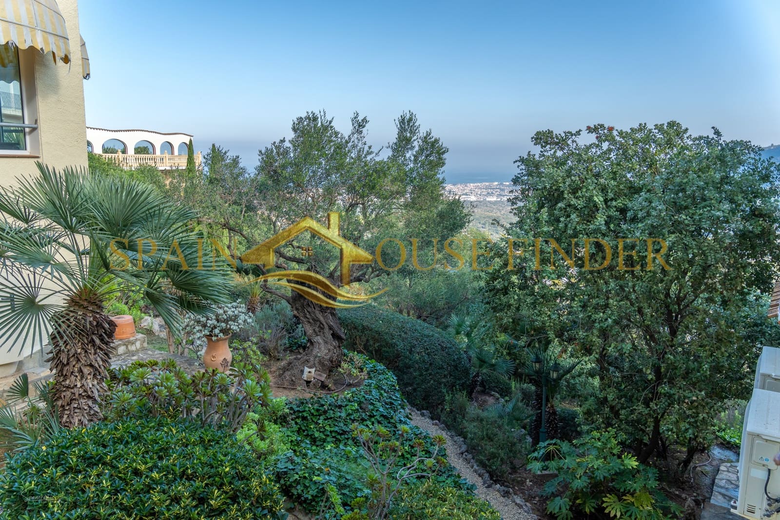 5 soveværelse Villa til salg i Monte Pego med swimmingpool garage - € 699.000 (Ref: 7348111)