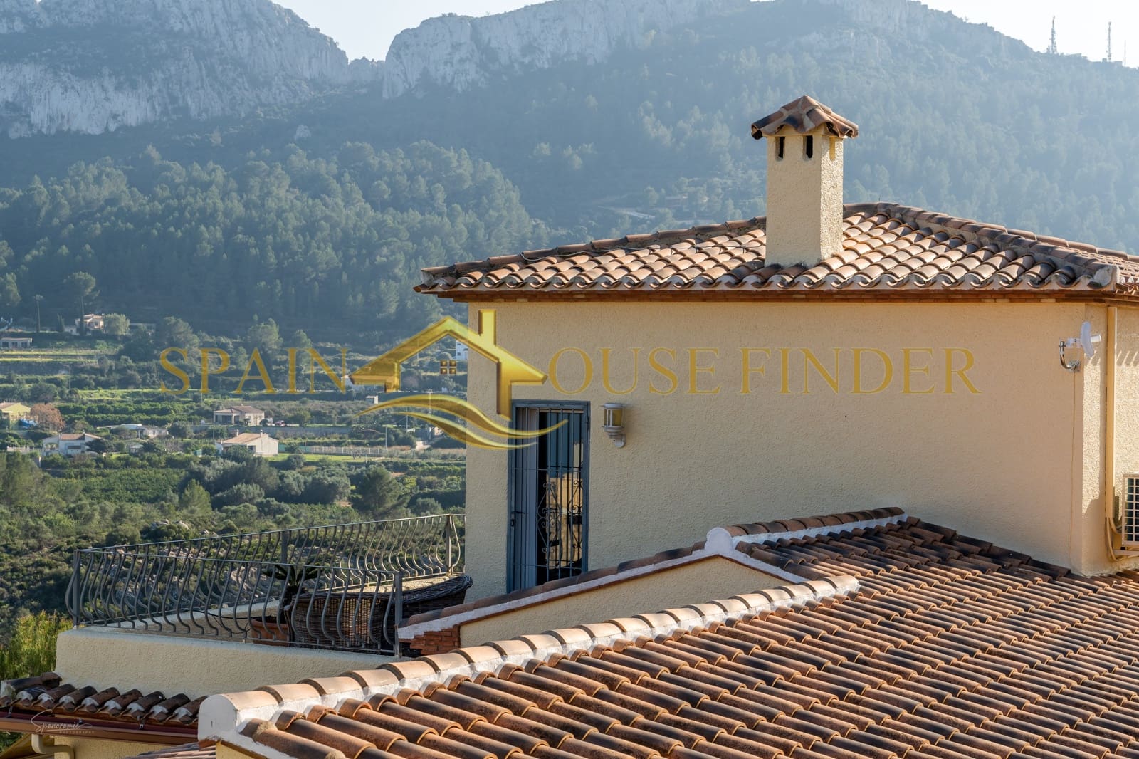 5 soveværelse Villa til salg i Monte Pego med swimmingpool garage - € 699.000 (Ref: 7348111)