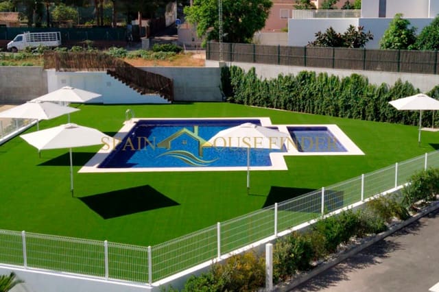 3 quarto Moradia Geminada para venda em Alicante cidade com piscina - 375 000 € (Ref: 7369600)