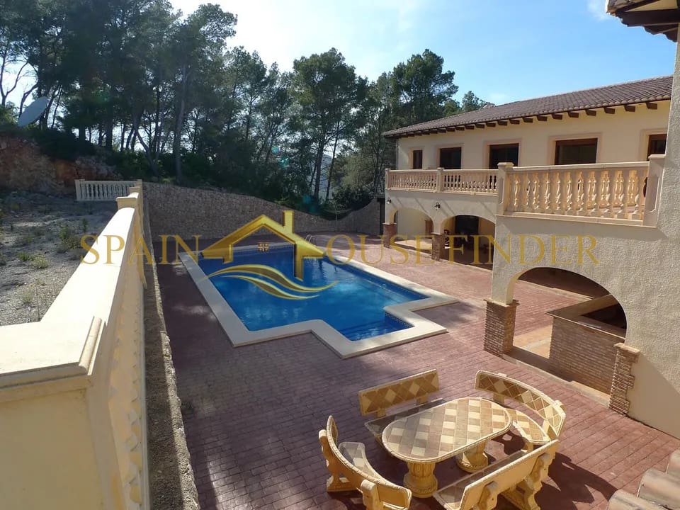 8 chambre Finca/Maison de Campagne à vendre à Jalon / Xalo avec piscine garage - 999 000 € (Ref: 7369616)