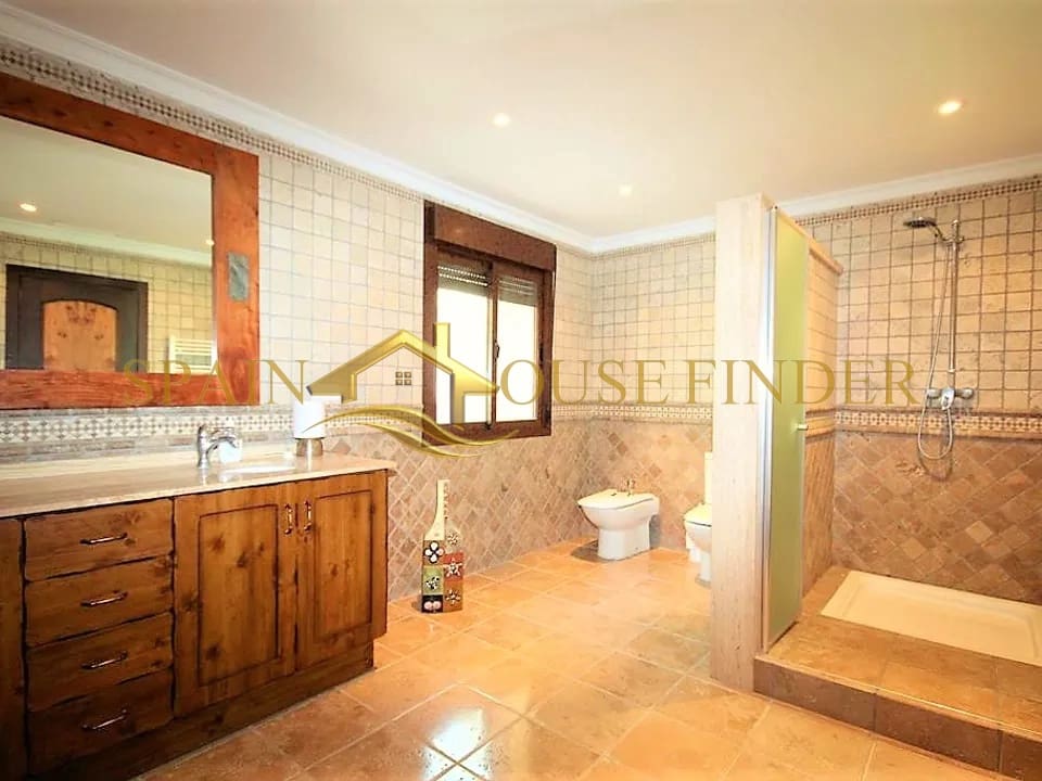 8 chambre Finca/Maison de Campagne à vendre à Jalon / Xalo avec piscine garage - 999 000 € (Ref: 7369616)