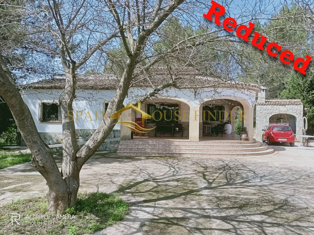 4 bedroom Finca/Country House for sale in Villalonga with pool €