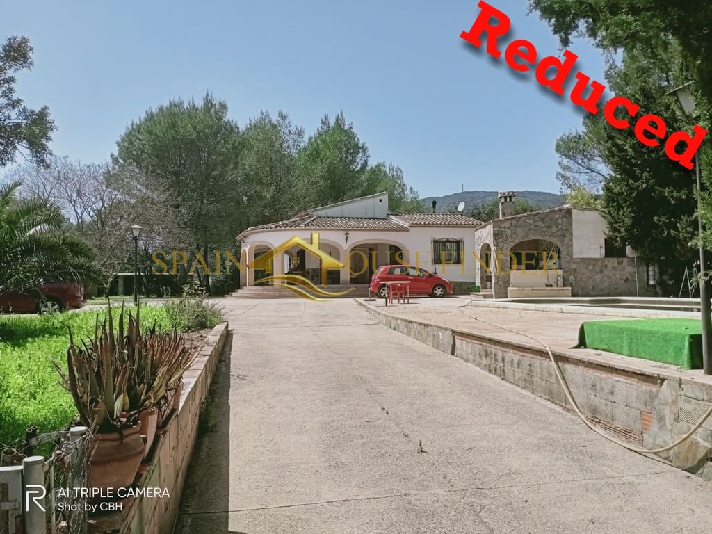 4 bedroom Finca/Country House for sale in Villalonga with pool €