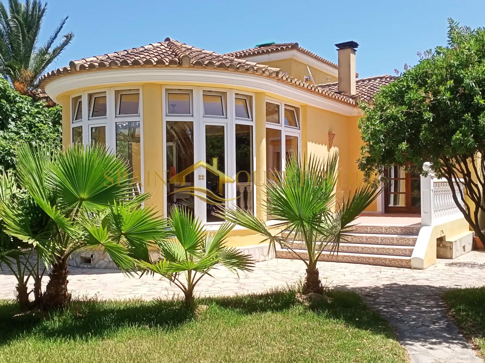 4 soveværelse Villa til salg i Denia med swimmingpool - € 840.000 (Ref: 7372026)