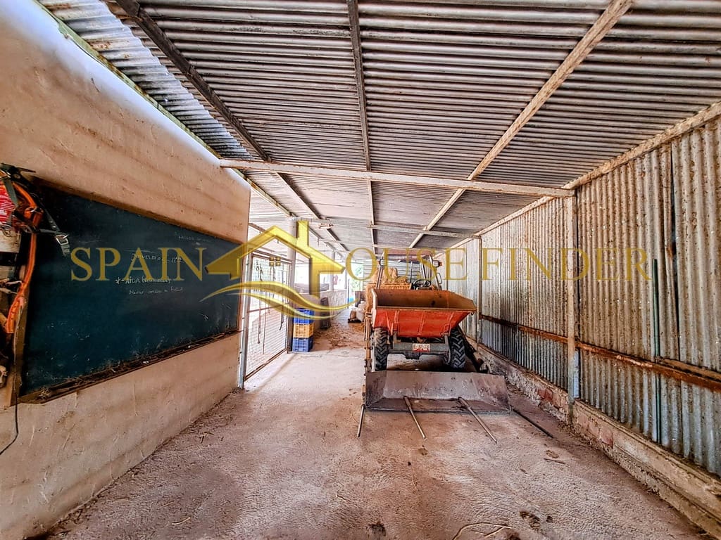 1 sovrum Företag till salu i Orba med garage - 179 900 € (Ref: 7864939)