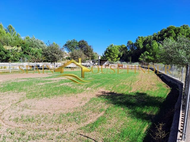 1 bedroom Business for sale in Orba with garage - € 179,900 (Ref: 7864939)