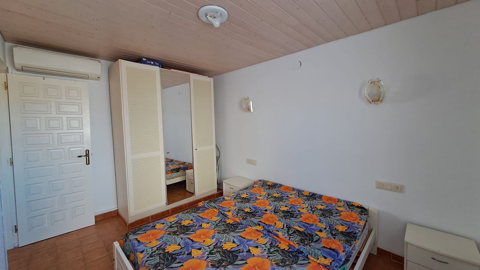 3 soveværelse Finca/Landehus til salg i Els Poblets med swimmingpool garage - € 379.000 (Ref: 9559803)