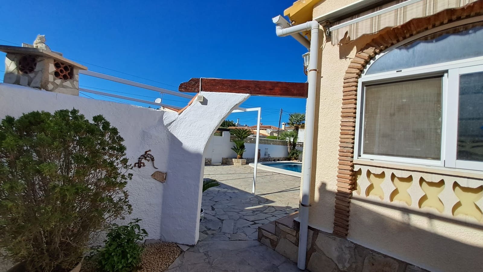 3 soveværelse Finca/Landehus til salg i Els Poblets med swimmingpool garage - € 379.000 (Ref: 9559803)