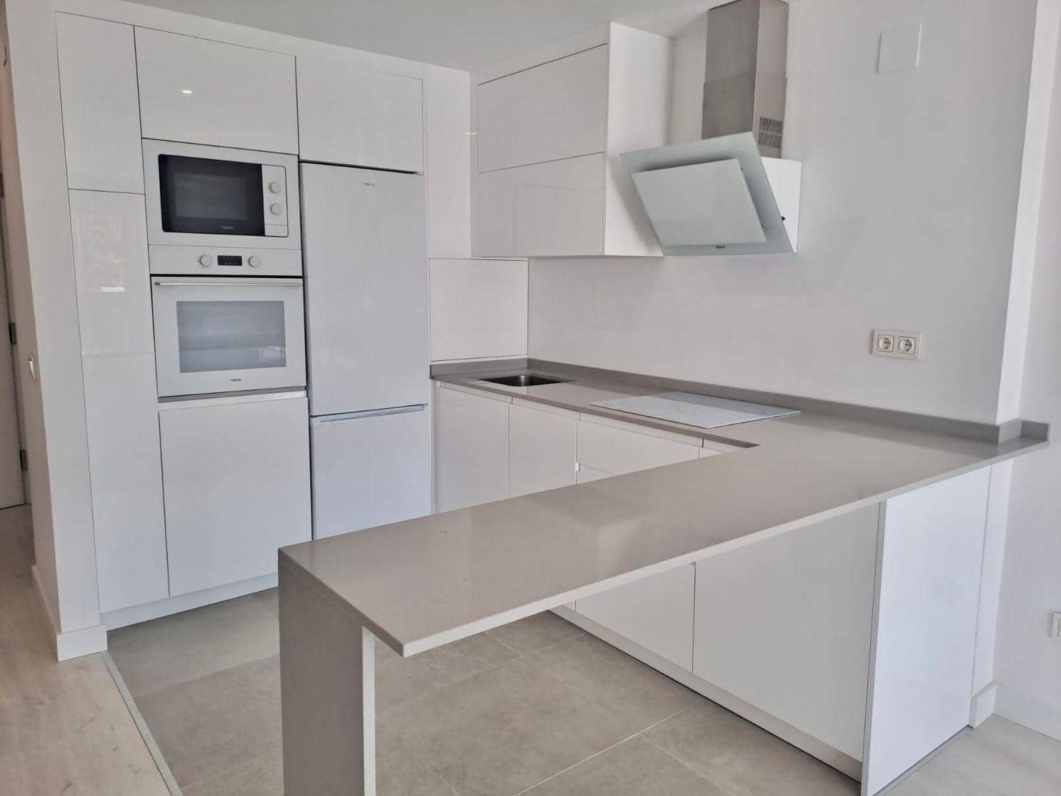 1 slaapkamer Penthouse te koop in Rincon de la Victoria met zwembad garage - € 295.000 (Ref: 9519158)