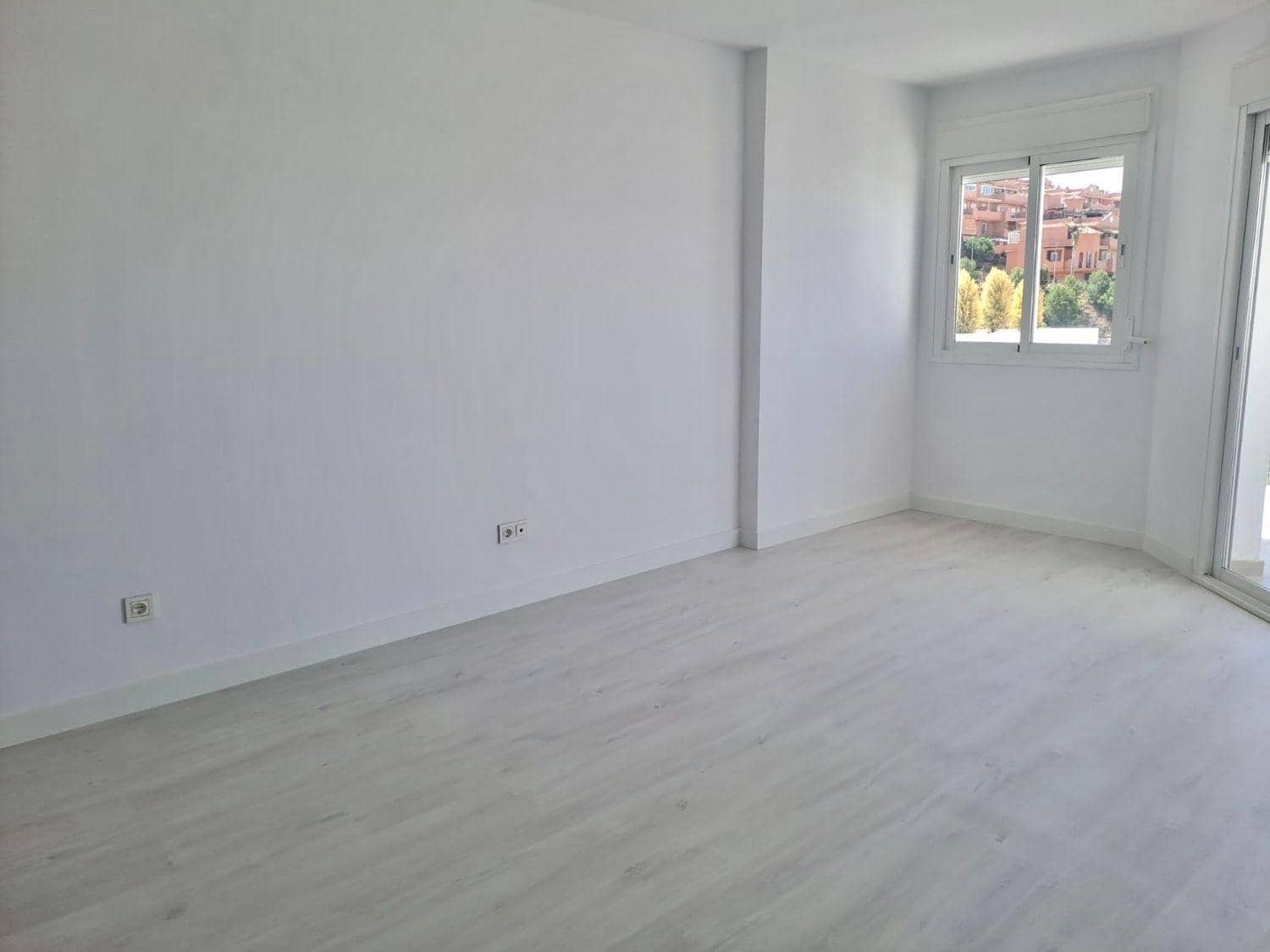 1 slaapkamer Penthouse te koop in Rincon de la Victoria met zwembad garage - € 295.000 (Ref: 9519158)