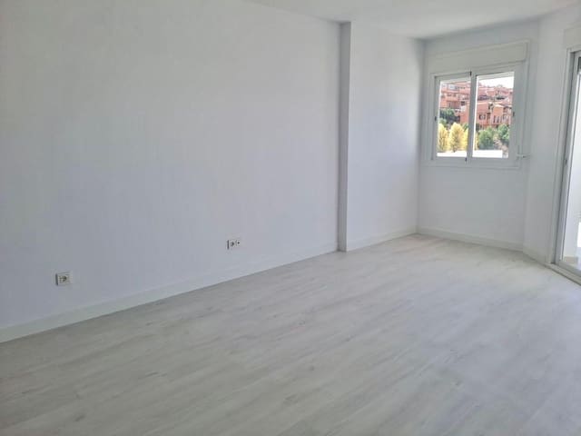 1 slaapkamer Penthouse te koop in Rincón de la Victoria met zwembad garage - € 295.000 (Ref: 9519158)