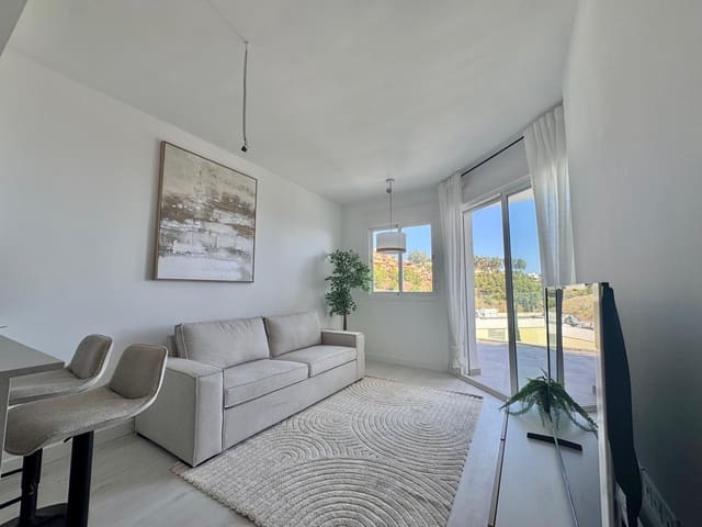 2 soveværelse Penthouse til salg i Rincón de la Victoria med swimmingpool garage - € 355.000 (Ref: 9998918)