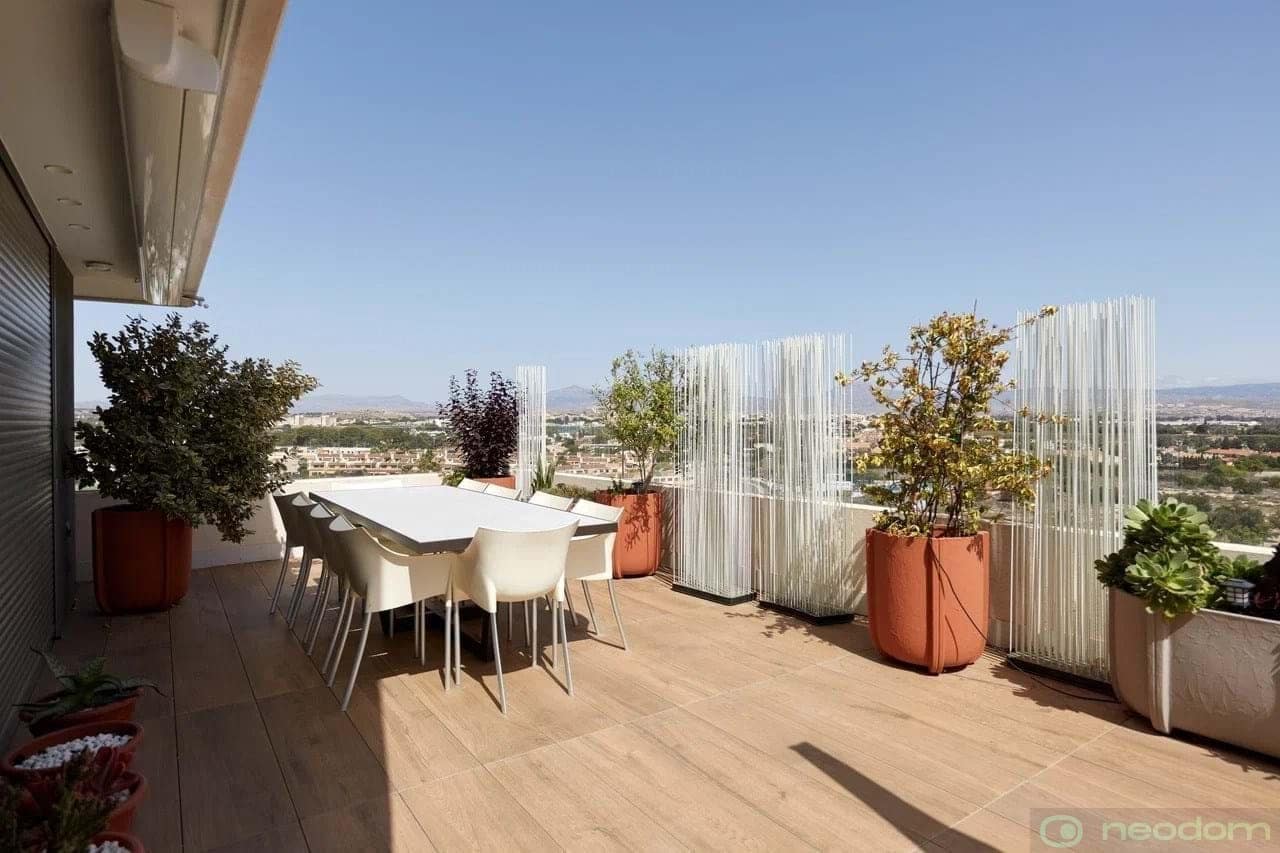 4 soveværelse Lejlighed til leje i Alicante by med swimmingpool garage - € 4.000 (Ref: 8681463)