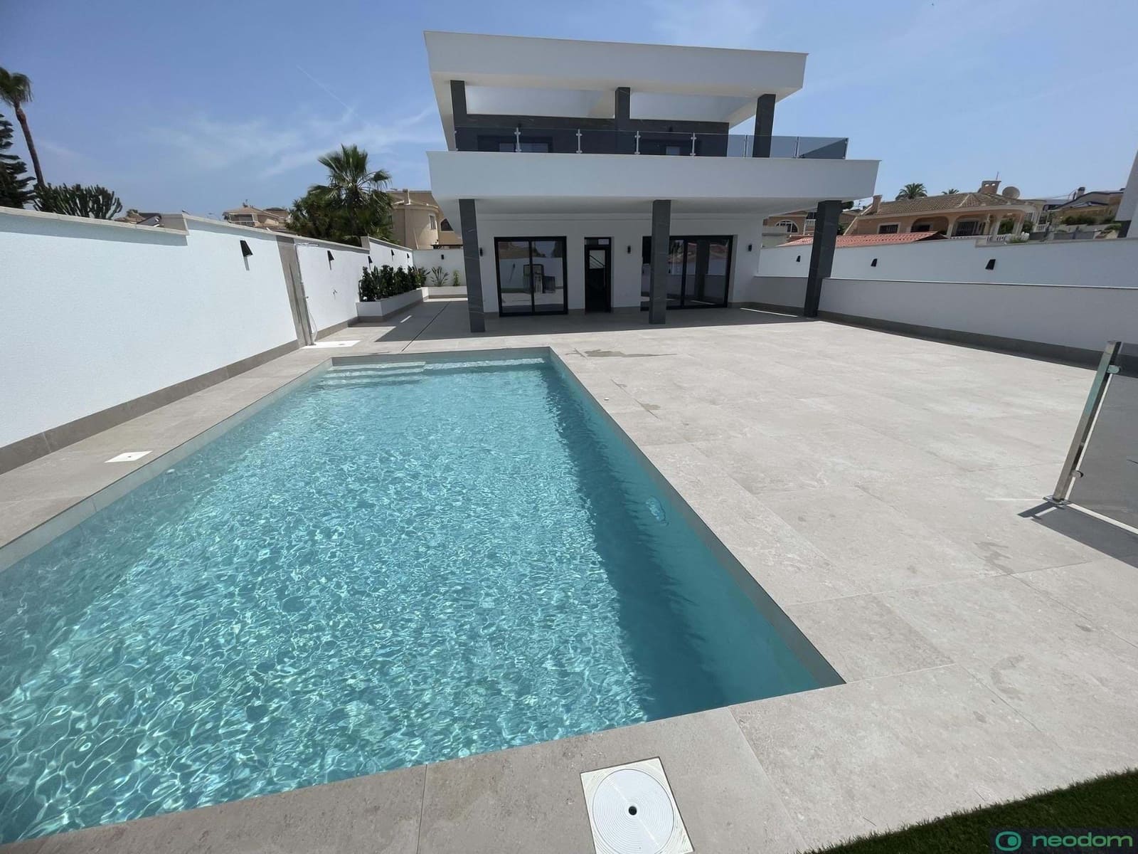 3 bedroom Villa for sale in Rojales with pool - € 799,900 (Ref: 9187940)