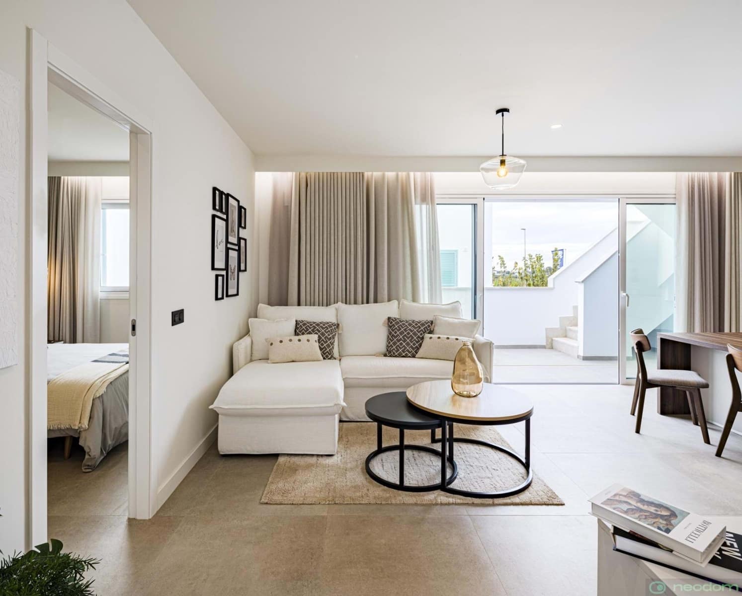 2 bedroom Villa for sale in Pilar de la Horadada - € 385,000 (Ref: 9387254)