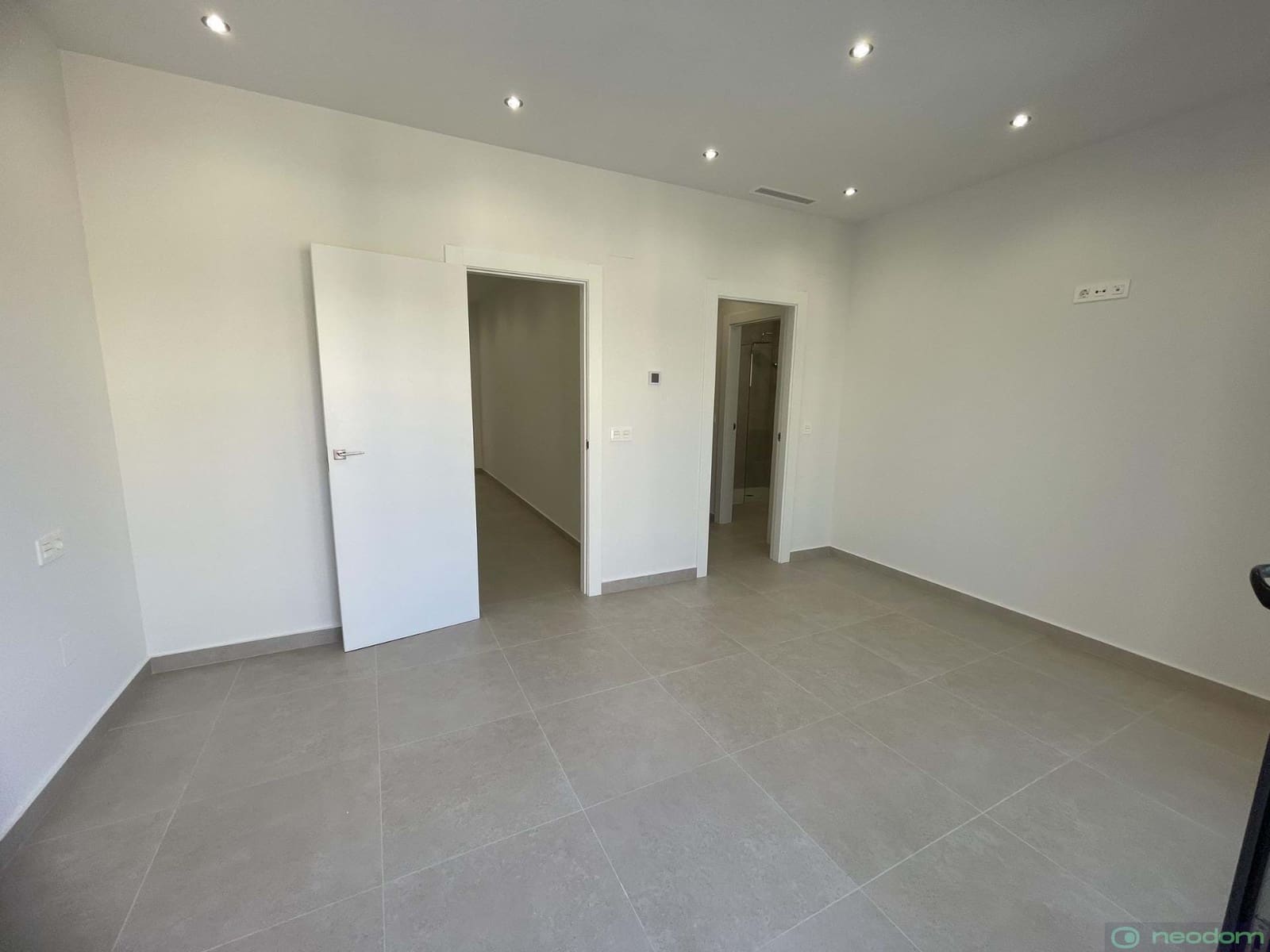 3 bedroom Villa for sale in Almoradi - € 359,900 (Ref: 9387271)