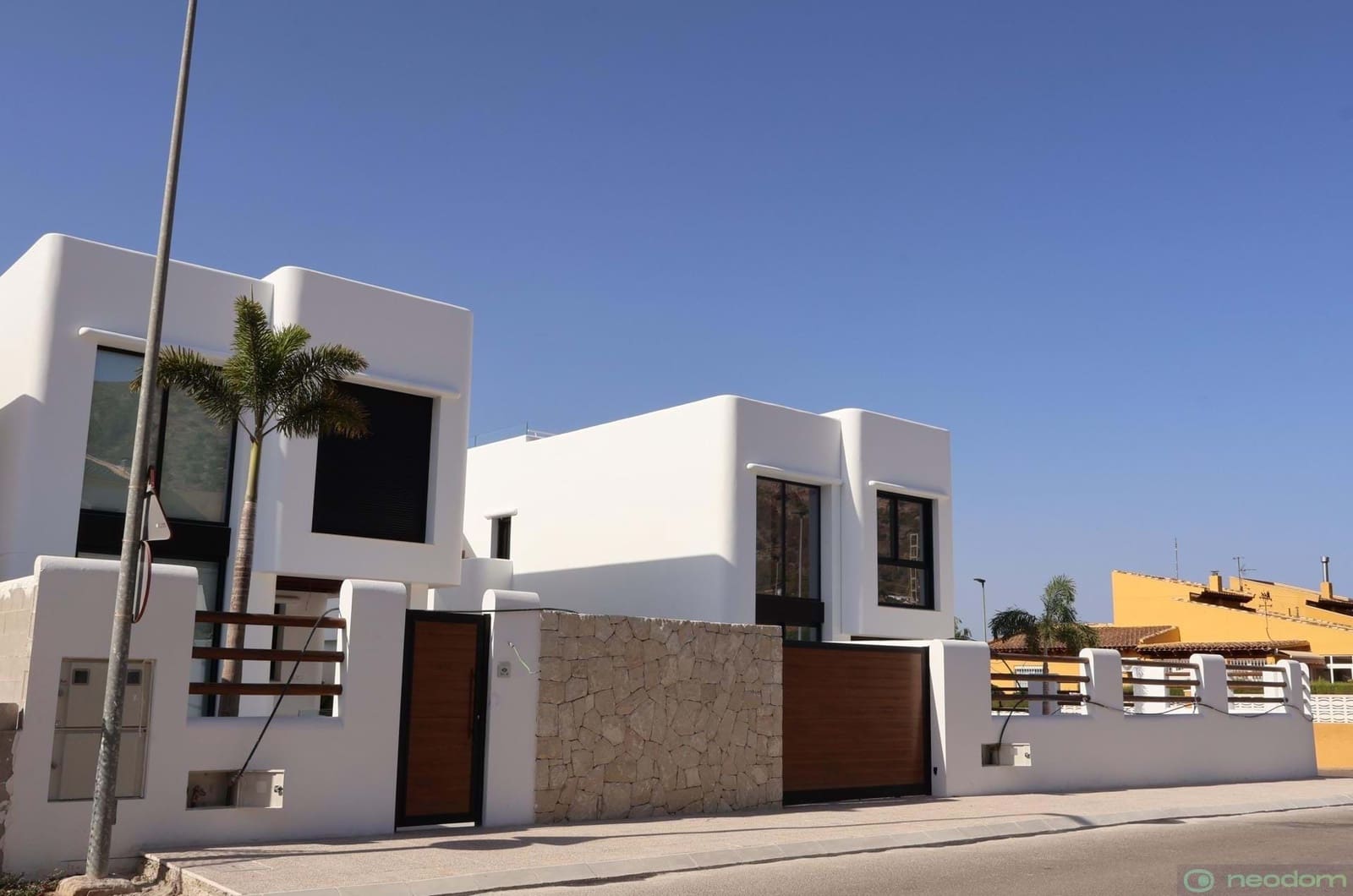 4 soveværelse Villa til salg i Alicante by med swimmingpool - € 875.000 (Ref: 9387375)