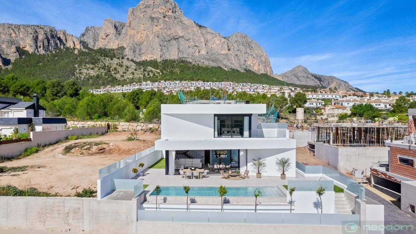 4 Zimmer Villa zu verkaufen in Polop - 725.000 € (Ref: 9395712)