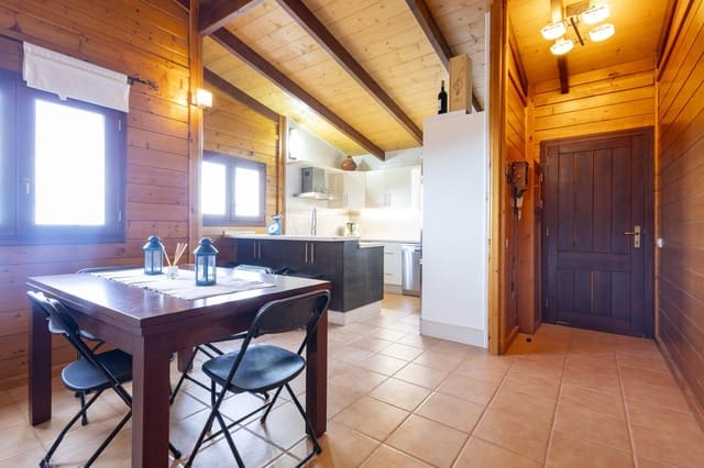 Chalet de 2 habitaciones en Güímar en venta - 446.000 € (Ref: 10004362)
