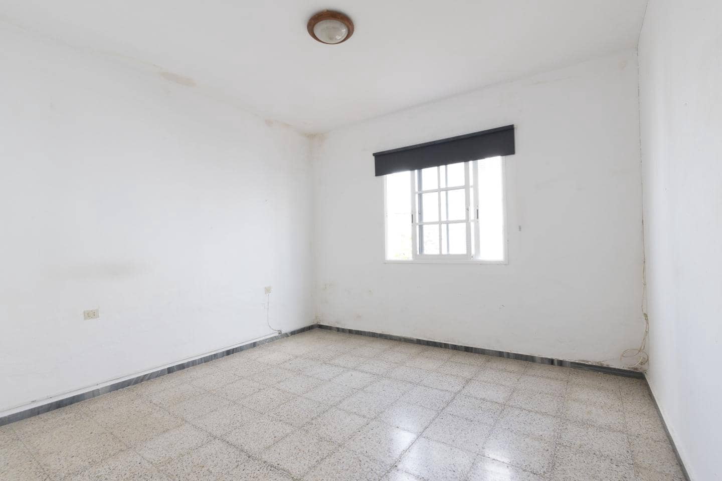 3 bedroom Villa for sale in La Guancha with garage - € 180,000 (Ref: 10007929)