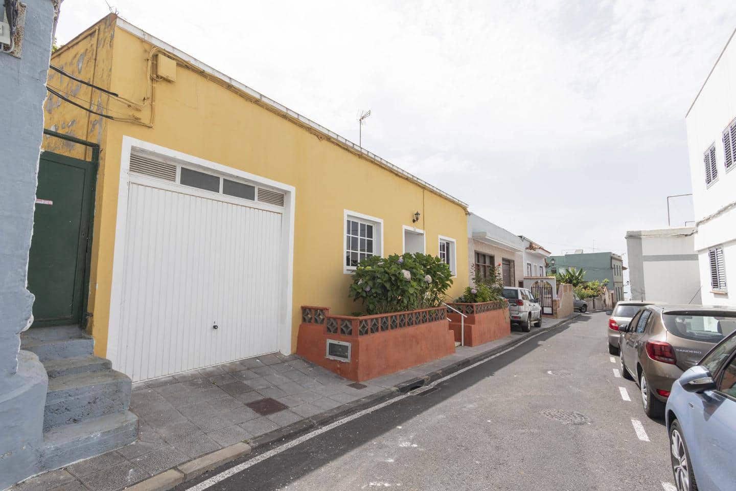 3 bedroom Villa for sale in La Guancha with garage - € 180,000 (Ref: 10007929)