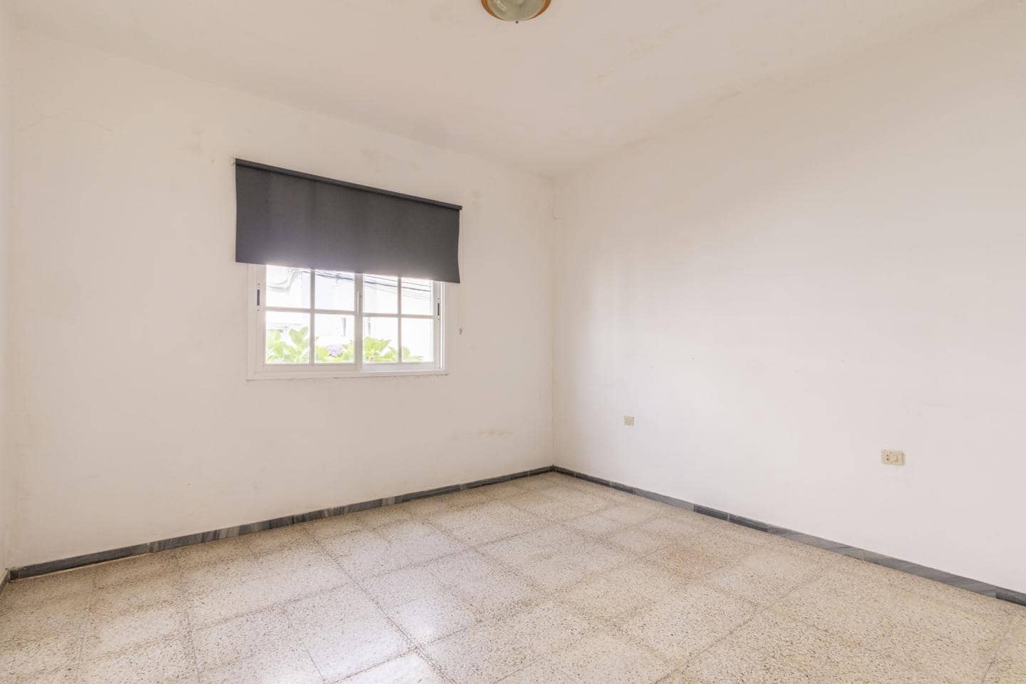 3 bedroom Villa for sale in La Guancha with garage - € 180,000 (Ref: 10007929)