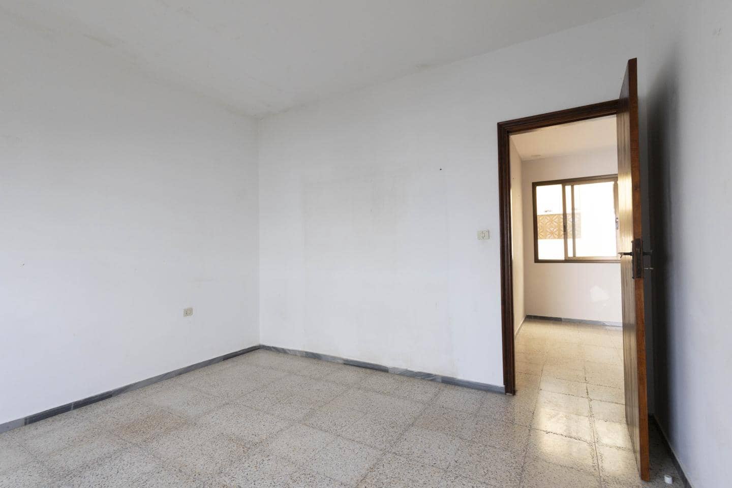 3 bedroom Villa for sale in La Guancha with garage - € 180,000 (Ref: 10007929)