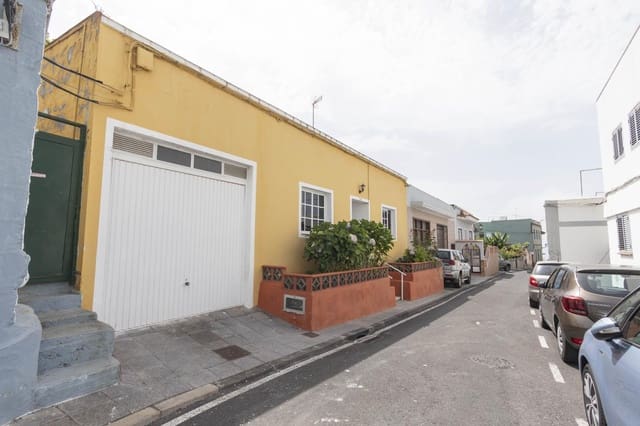 3 bedroom Villa for sale in La Guancha with garage - € 180,000 (Ref: 10007929)