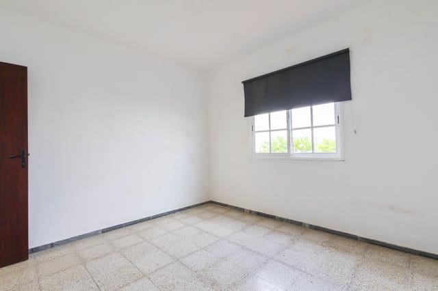 3 bedroom Villa for sale in La Guancha with garage - € 180,000 (Ref: 10007929)