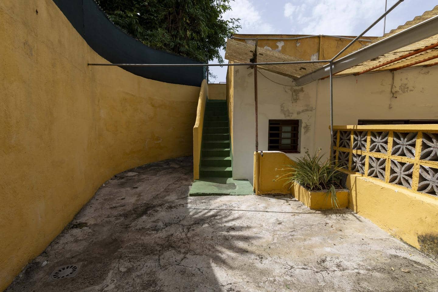 3 bedroom Villa for sale in La Guancha with garage - € 180,000 (Ref: 10007929)