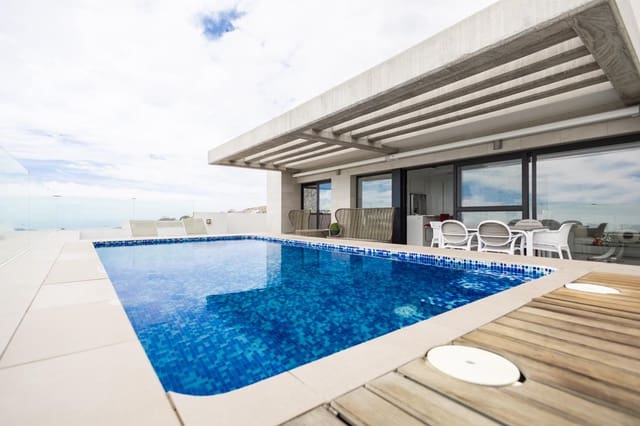 Piso de 4 habitaciones en La Caldera, Adeje en venta con piscina garaje - 1.400.000 € (Ref: 10009954)