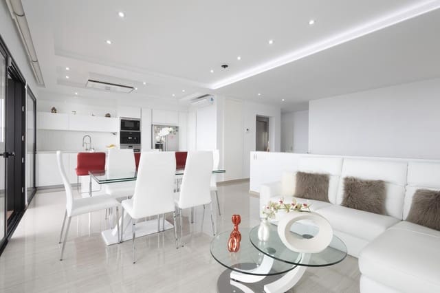 Piso de 4 habitaciones en La Caldera, Adeje en venta con piscina garaje - 1.400.000 € (Ref: 10009954)