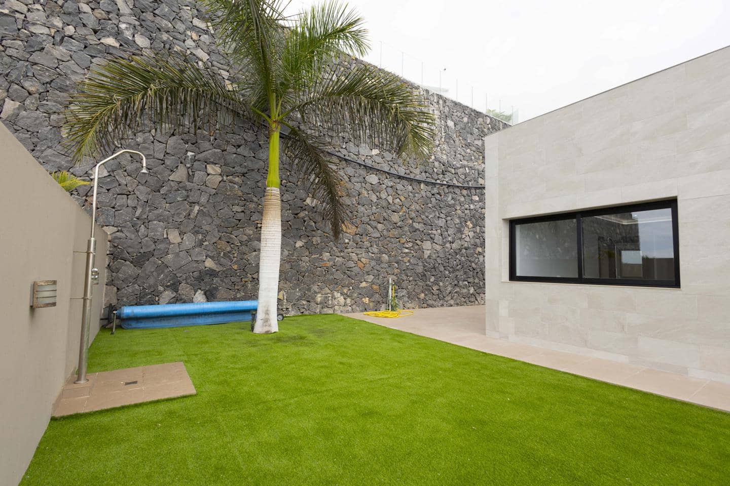 Piso de 4 habitaciones en Costa Adeje en venta con piscina garaje - 1.400.000 € (Ref: 10009954)
