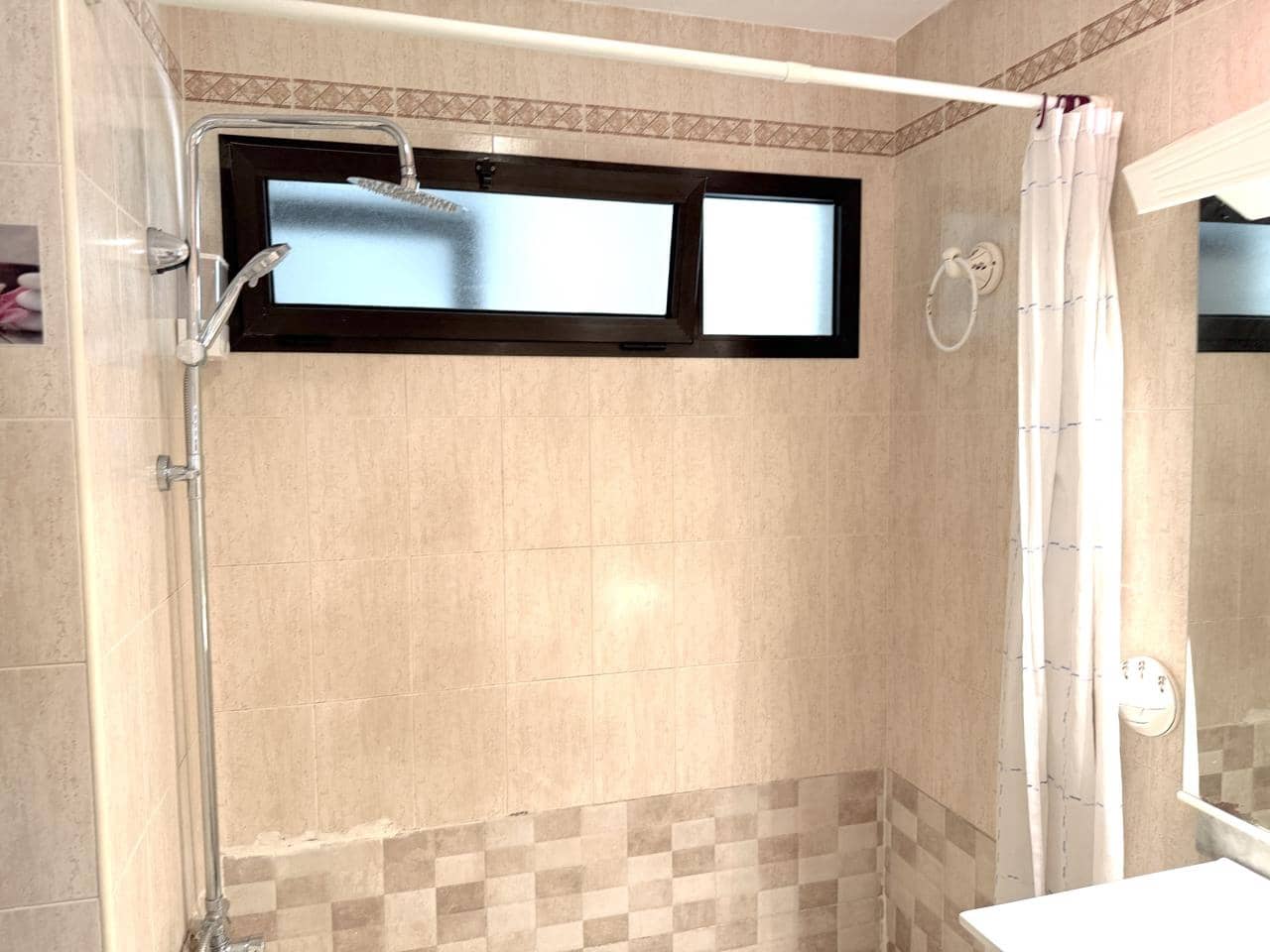 3 bedroom Flat for sale in Arrecife - € 199,000 (Ref: 10014799)