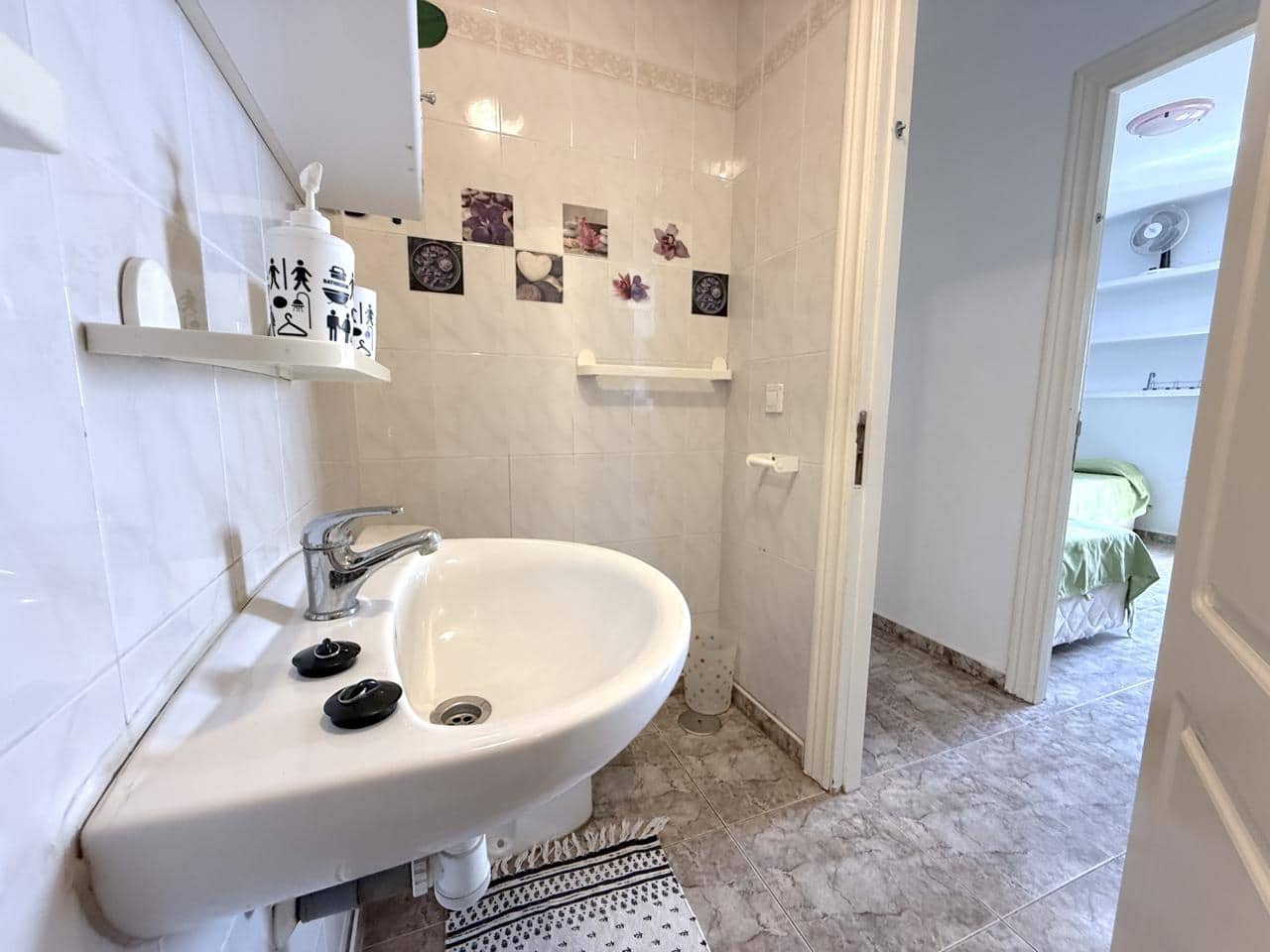 3 bedroom Flat for sale in Arrecife - € 199,000 (Ref: 10014799)