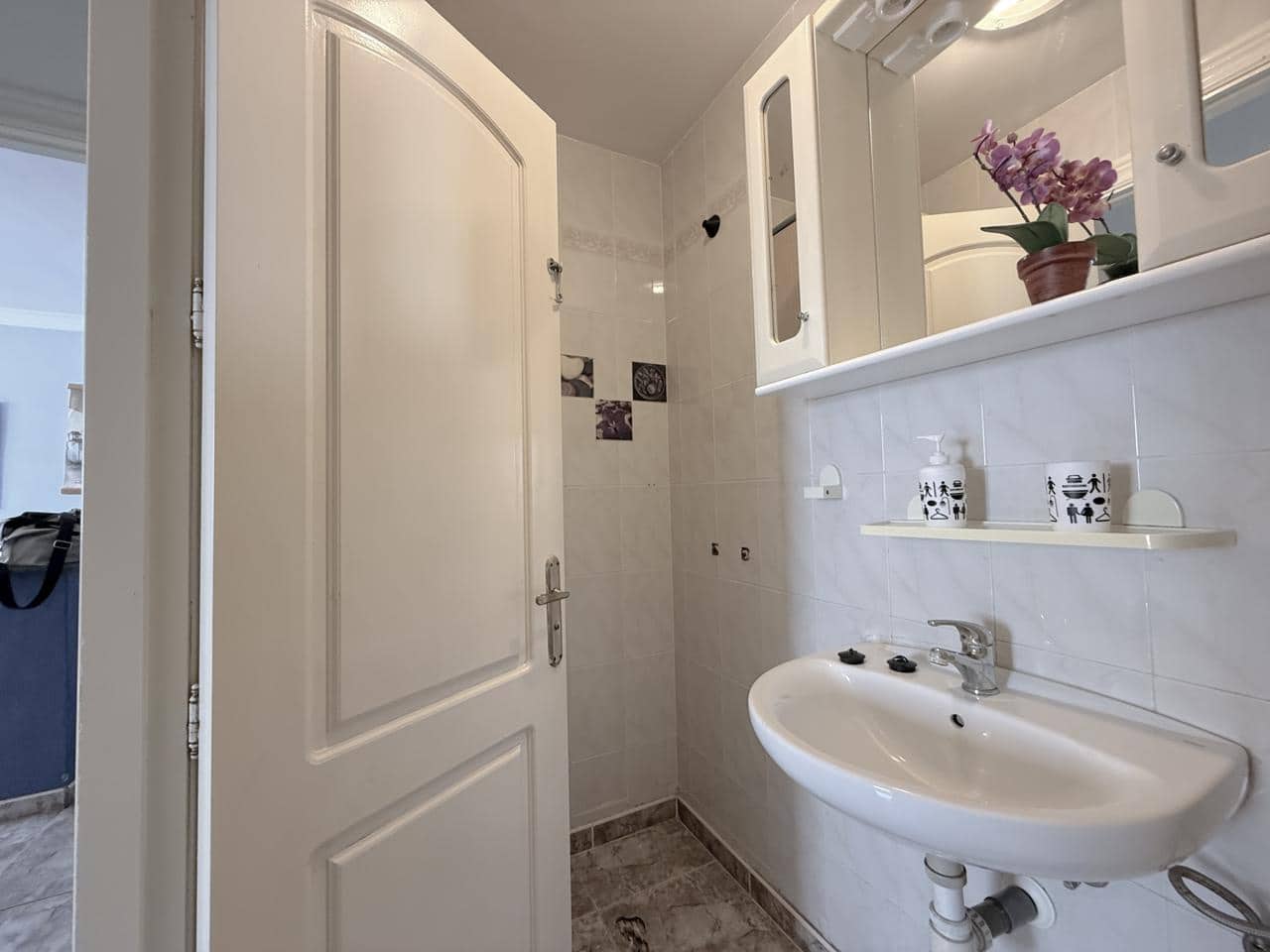 3 bedroom Flat for sale in Arrecife - € 199,000 (Ref: 10014799)