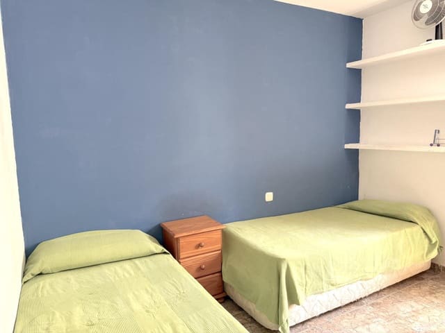 3 bedroom Flat for sale in Arrecife - € 199,000 (Ref: 10014799)