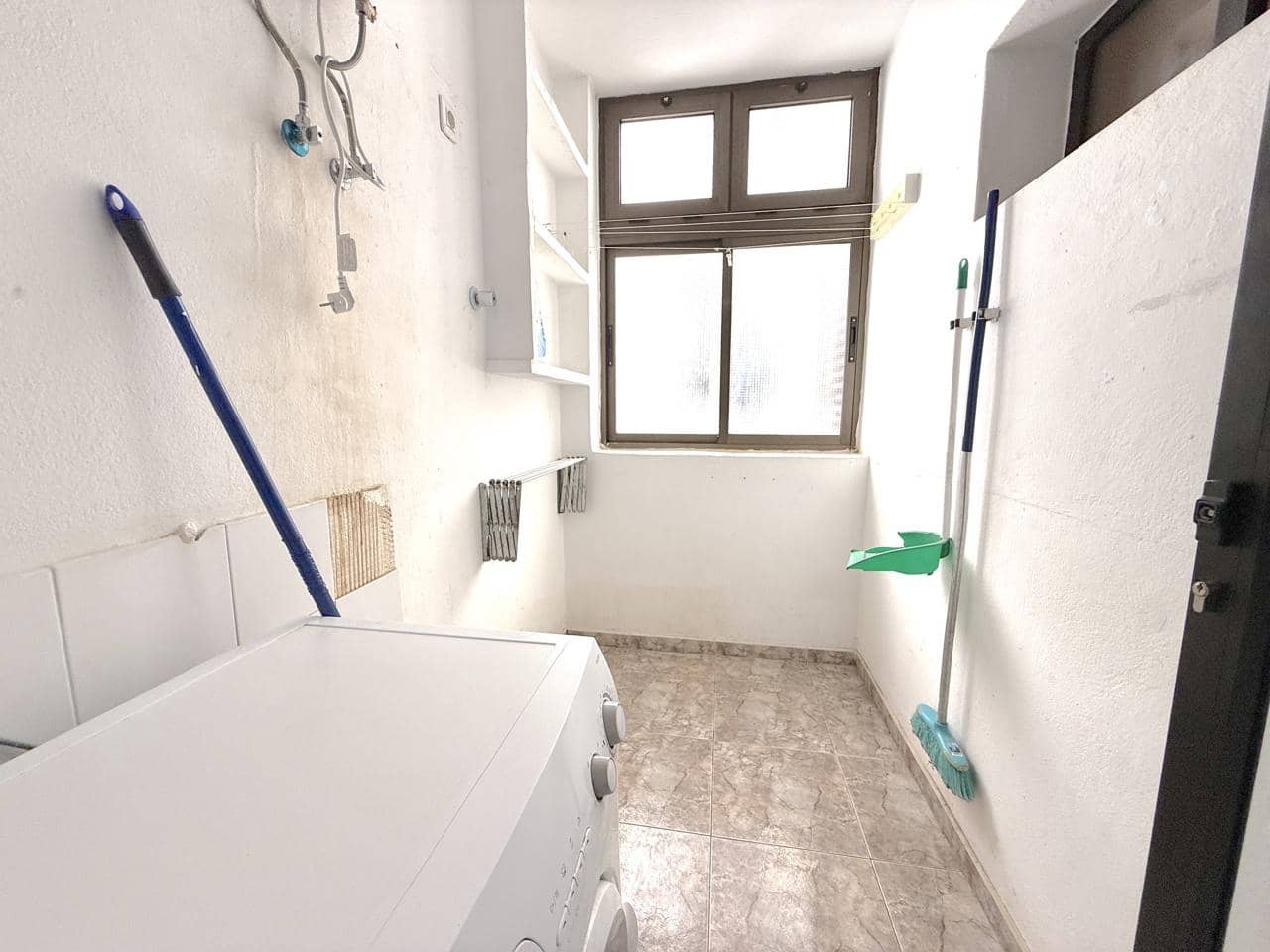 3 bedroom Flat for sale in Arrecife - € 199,000 (Ref: 10014799)