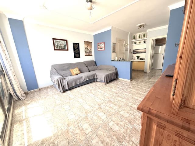 3 bedroom Flat for sale in Arrecife - € 199,000 (Ref: 10014799)