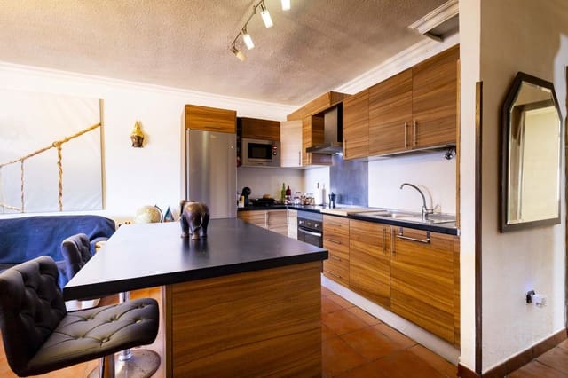 4 makuuhuone Asunto myytävänä paikassa San Miguel de Tajao, Arico - 232 500 € (Ref: 10019378)