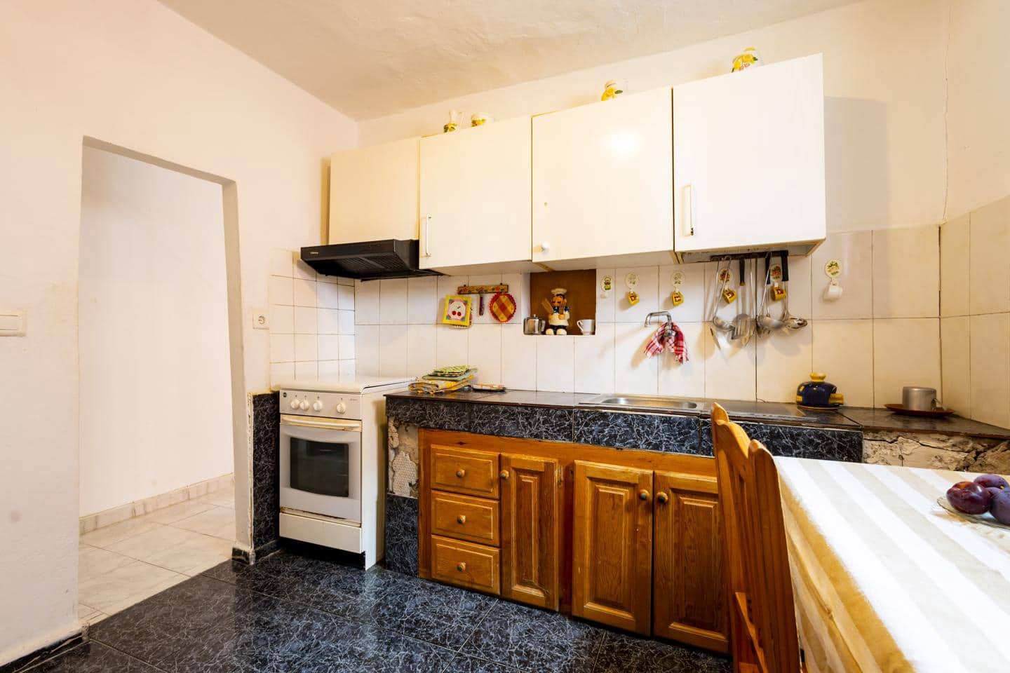 5 sypialnia Finka/Dom wiejski na sprzedaż w Icod de los Vinos - 175 000 € (Ref: 10026195)